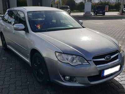 Silber Gebraucht 2008 Subaru Legacy Kombi | 2.099 €
