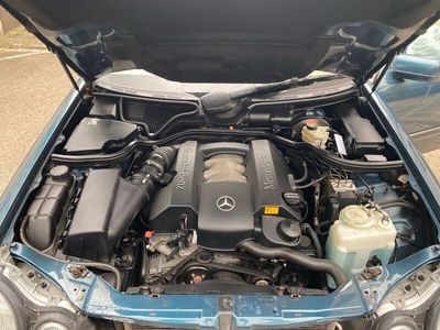 gebraucht Mercedes E240 