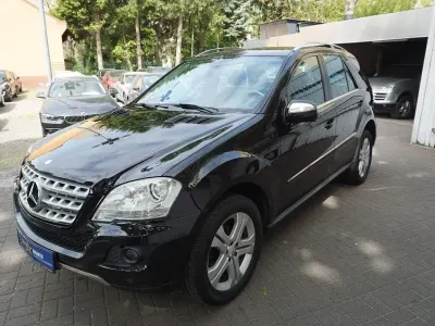 Gebraucht Mercedes ML280 190 PS (139 kW) 2009 Schwarz SUV