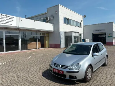 Gebraucht VW Golf IV Trendline 75 PS (55 kW) 2005 Silber Coupé