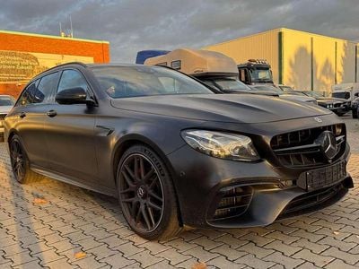 Mercedes E63 AMG