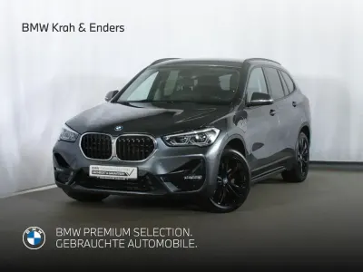 Gebraucht BMW X1 Sport Line 125 PS (91 kW) 2022 Grau SUV