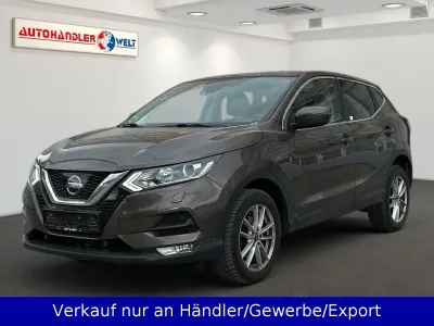 Gebraucht Nissan Qashqai 116 PS (85 kW) 2017 Braun SUV