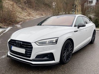Weiß Gebraucht 2019 Audi A5 Sportback Sport Kleinwagen | 31.100 € (Etwas zu teuer)