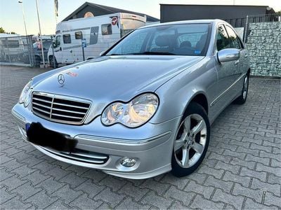 Mercedes C200