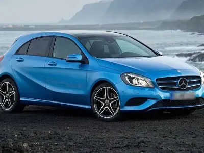 Gebraucht Mercedes A250 211 PS (155 kW) 2013 Blau Kleinwagen