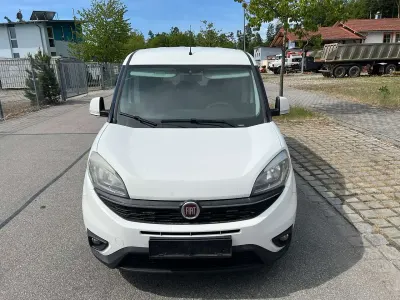 Gebraucht Fiat Doblò 105 PS (77 kW) 2015 Weiß Van / Kleinbus