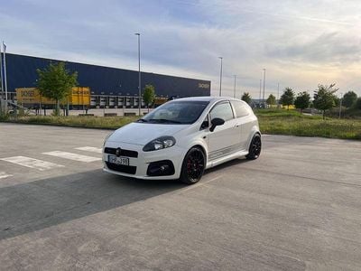 Usata Abarth Grande Punto Esseesse 155 CV (114 kW) 2008 Bianco Utilitaria