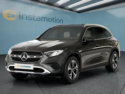 Gebraucht Mercedes GLC300 204 PS (150 kW) 2023 Grau SUV