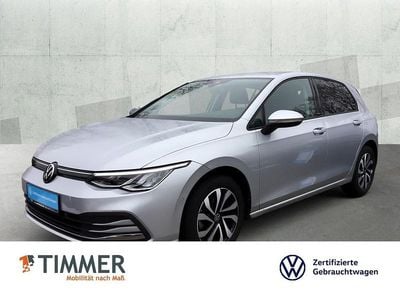 Usata VW Golf VIII Active 131 CV (96 kW) 2022 Argento Berlina