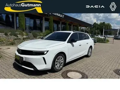 Gebraucht Opel Astra Edition 131 PS (96 kW) 2024 Lack weiss banquise/typ aussen Kleinwagen