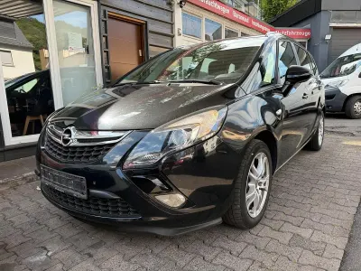 Gebraucht Opel Zafira Tourer Edition 140 PS (102 kW) 2012 Schwarz Van / Kleinbus