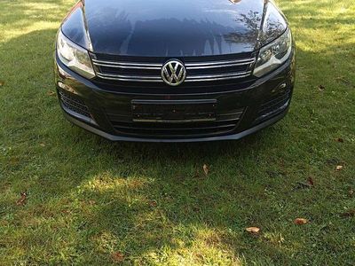 Schwarz Gebraucht 2015 VW Tiguan SUV | 7.999 € (Guter Preis)
