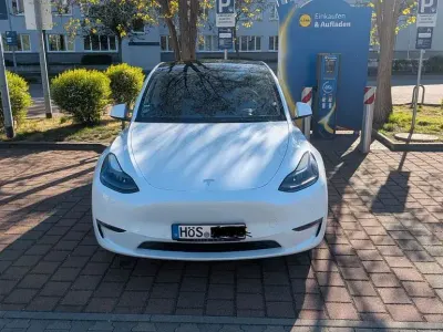 Usata Tesla Model Y 274 kW (373 CV) 2022 Bianco SUV