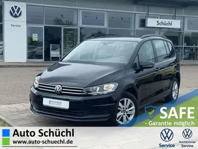 Gebraucht VW Touran Comfortline 150 PS (110 kW) 2022 Schwarz Van / Kleinbus