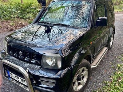 Second-hand Suzuki Jimny 86 CP (63 kW) 2008 Negru SUV