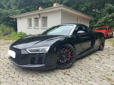Second-hand Audi R8 Spyder Ambiente 540 CP (397 kW) 2017 Negru Cabrio