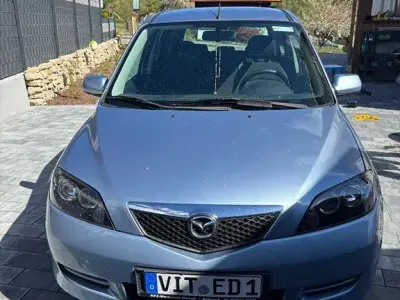 Usata Mazda 2 Active 80 CV (58 kW) 2007 Blu Utilitaria