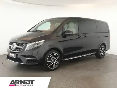 Begagnad Mercedes V300 Avantgarde 237 HK (174 kW) 2023 Svart Minibuss