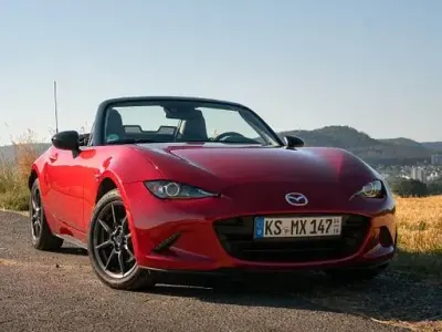 Gebraucht Mazda MX5 Sports-Line 132 PS (97 kW) 2016 Rot Cabrio