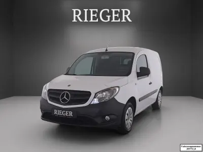 Używany Mercedes Citan 109 95 KM (69 kW) 2021 Biały Minivan
