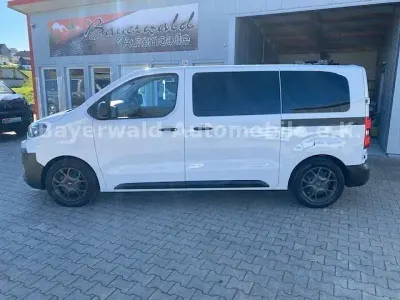 Neu Citroën Jumpy 177 PS (130 kW) 2025 Lackierung weiss icy/typ ausse Van / Kleinbus