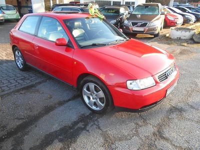Gebraucht Audi A3 Attraction 150 PS (110 kW) 1998 Rot Kleinwagen