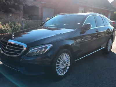 Gebraucht Mercedes C220 Exclusive 170 PS (125 kW) 2015 Blau Kombi