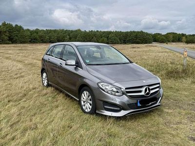 Mercedes B180