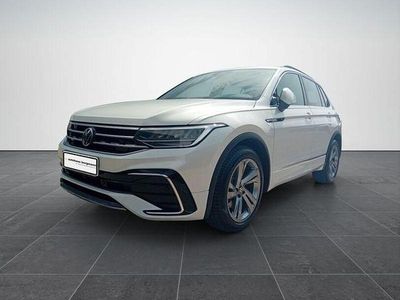 Gebraucht VW Tiguan R-line 200 PS (147 kW) 2024 Weiß SUV