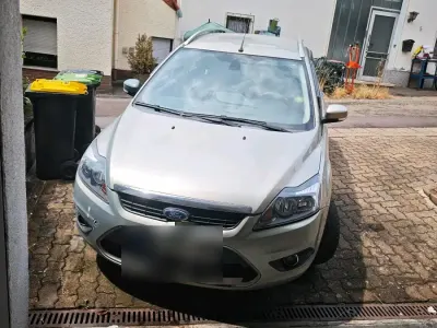 Gebraucht Ford Focus 109 PS (80 kW) 2010 Kombi