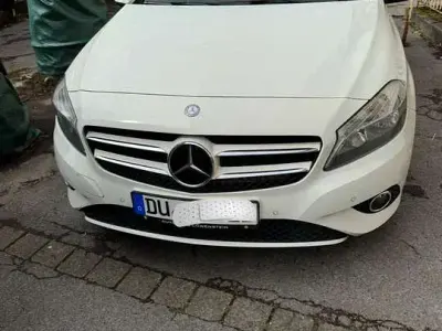 Gebraucht Mercedes A180 Style 109 PS (80 kW) 2014 Limousine