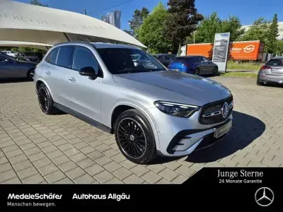 Gebraucht Mercedes GLC300e AMG 333 PS (244 kW) 2024 Lack hightechsilber (metallic) SUV