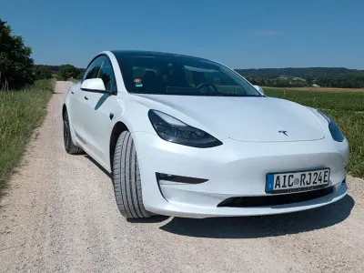 Gebraucht Tesla Model 3 Long Range AWD 366 kW (498 PS) 2021 Weiß Limousine