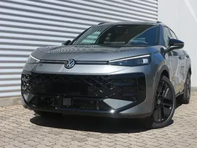 Neu VW T-Roc R-line 150 PS (110 kW) 2026 Wolf grey metallic SUV