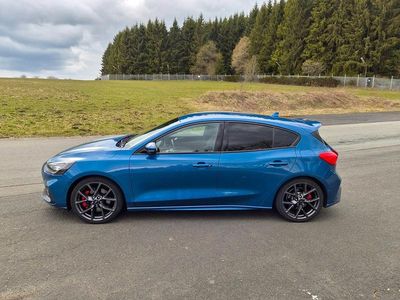 Usata Ford Focus ST 280 CV (205 kW) 2020 Blu Berlina