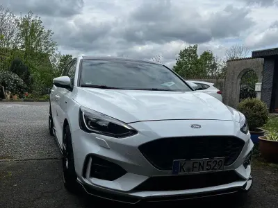 Brugt Ford Focus ST-Line 125 HK (91 kW) 2018 Hvid Sedan