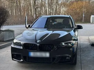Gebraucht BMW 530 M Sport 259 PS (190 kW) 2012 Schwarz Kombi