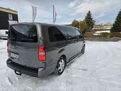 Grau Gebraucht 2019 Toyota Proace Van / Kleinbus | 27.000 € (Fairer Preis)