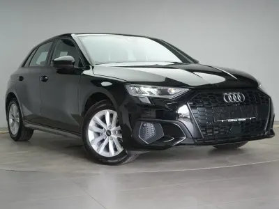 Gebraucht Audi A3 Sport 150 PS (110 kW) 2023 Schwarz Limousine