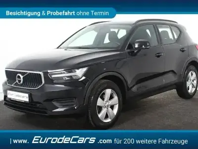 Gebraucht Volvo XC40 Momentum 129 PS (94 kW) 2021 Schwarz SUV