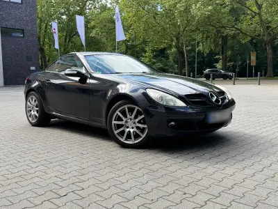Second-hand Mercedes SLK200