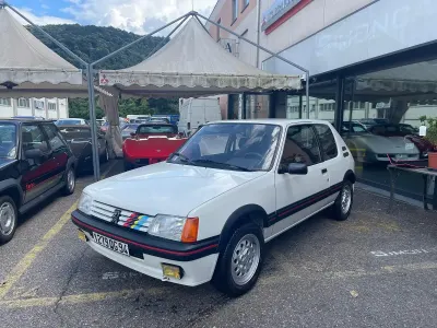 Gebraucht Peugeot 205 GTi 125 PS (91 kW) 1988 Weiß Coupé