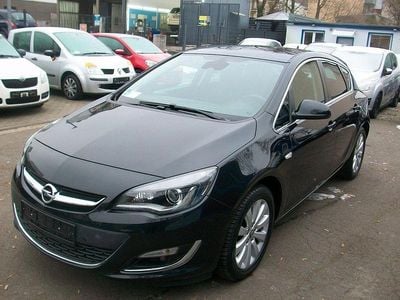 Schwarz Gebraucht 2015 Opel Astra Exklusiv Limousine | 6.900 € (Guter Preis)