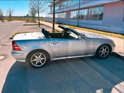 Gebraucht Mercedes SLK230 197 PS (144 kW) 2021 Silber Cabrio