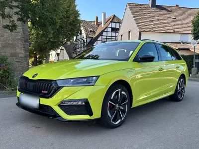 Gebraucht Skoda Octavia RS 245 PS (180 kW) 2024 Grün Kombi