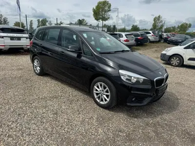 Gebraucht BMW 218 Gran Tourer Advantage 150 PS (110 kW) 2017 Schwarz Van / Kleinbus