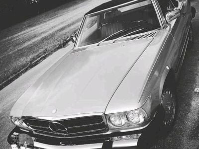 Gebraucht Mercedes 560 231 PS (169 kW) 1986 Silber Cabrio