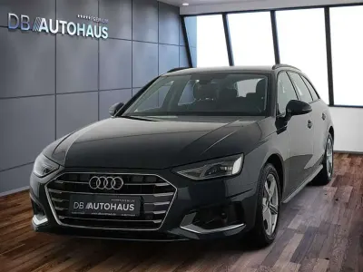 Używany Audi A4 Advanced Plus 163 KM (119 kW) 2024 Szary Kombi