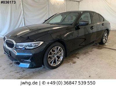 Gebraucht BMW 330 Sport Line 286 PS (210 kW) 2020 Saphirschwarz (metallic) Limousine